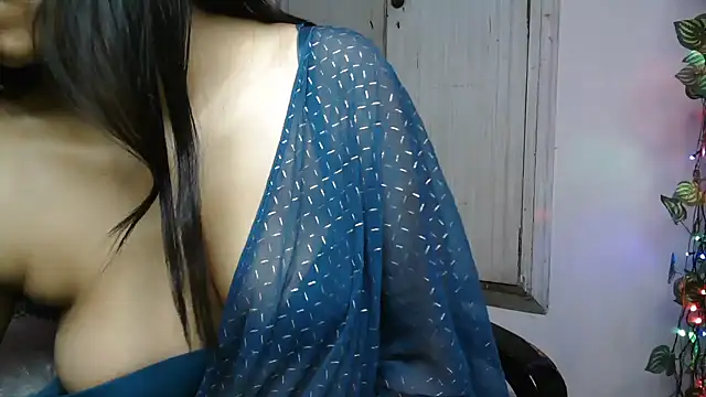 Cute-Hazel's cam snapshot