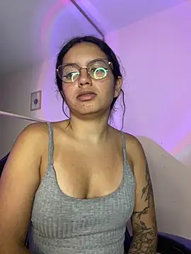 Rosita_forever_'s cam snapshot