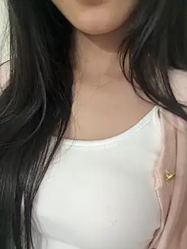 Desi_sara's cam snapshot