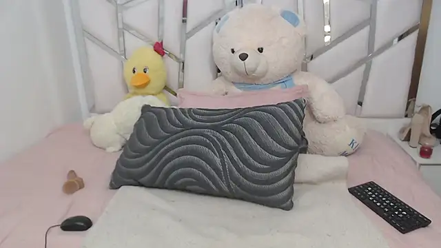 celestesouzalatin live sex cam