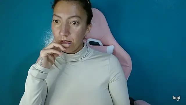 kaybabyhot's cam snapshot