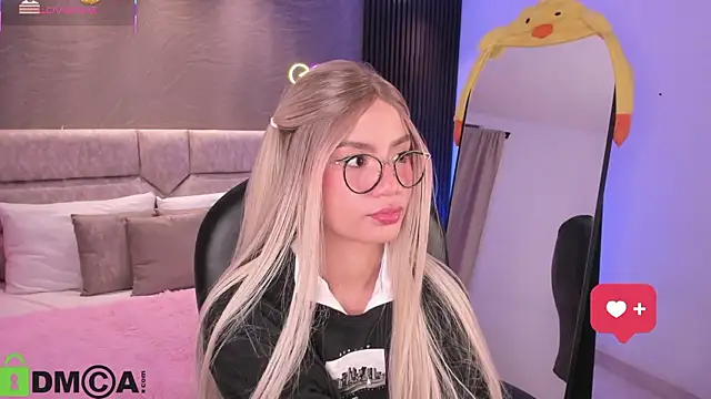 Arinextdoor's cam snapshot