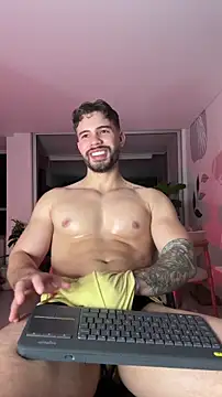 Valenthino_Salvatore's cam snapshot