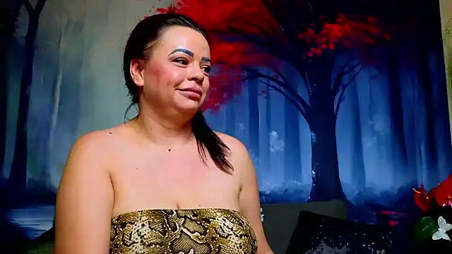 ElizabethEven's cam snapshot