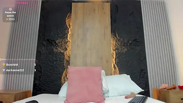 lila_lain's cam snapshot