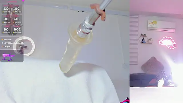 Maria_Jones_'s cam snapshot