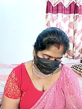 tamil-aunt's cam snapshot