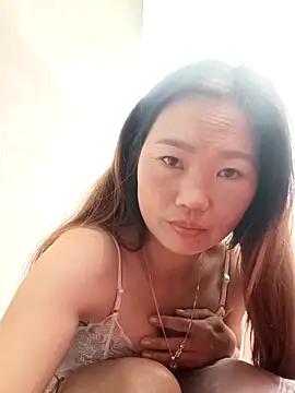 blonde_blg's cam snapshot