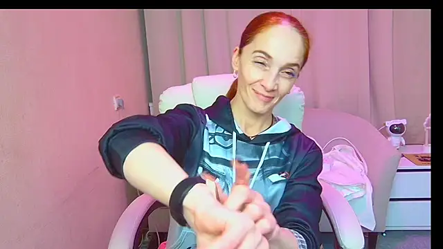 BreeTerner's cam snapshot