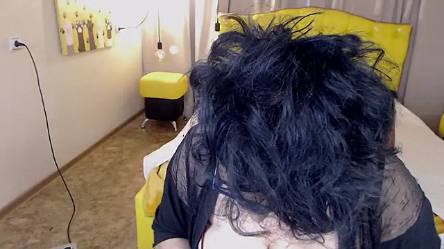 MasterLeila's cam snapshot