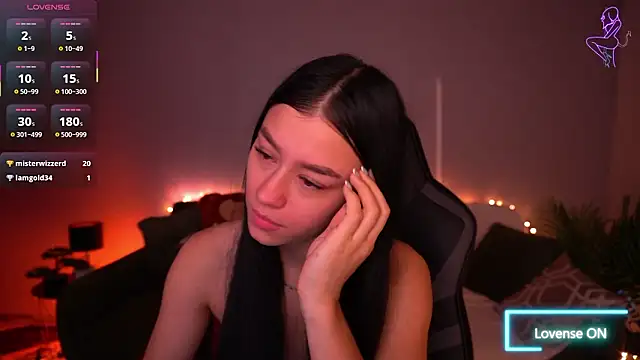 FataleNellie live sex cam