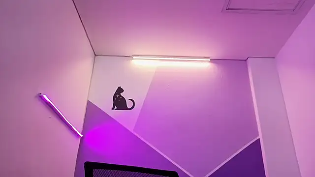 Analuciaa_'s cam snapshot