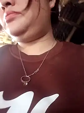 Bee-bgolden's cam snapshot