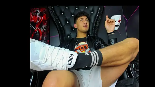 Ethan_Waalker's cam snapshot