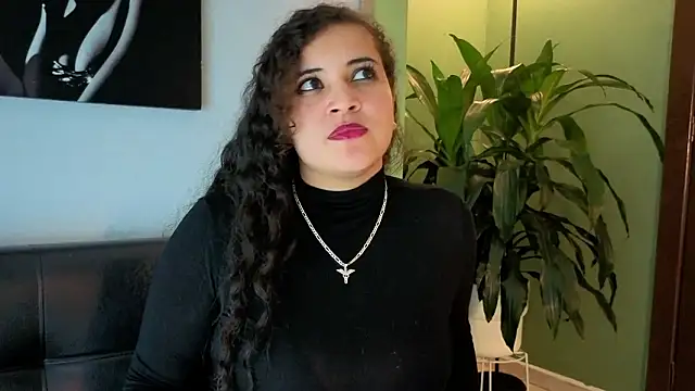 Moon_shaddow live sex cam