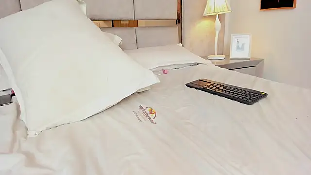 VittoriaRinaldi's cam snapshot