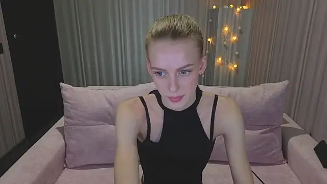 kittie_like18's cam snapshot