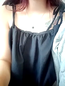 Nika_2's cam snapshot