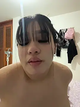 Aliciawhitee's cam snapshot