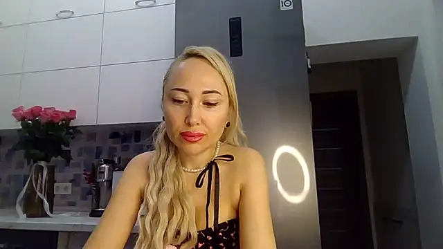 NanaGold2992's cam snapshot