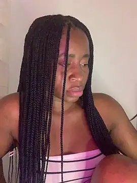 MISSMAYSROOM's cam snapshot