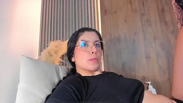 evelin_lopezz's cam snapshot