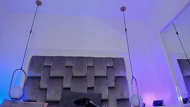 OnlyGia's cam snapshot