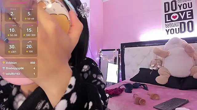 Barbieteeen's cam snapshot