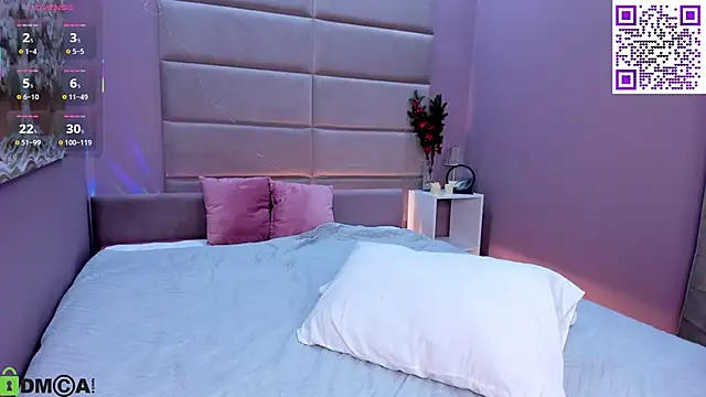 Holly_Rays's cam snapshot