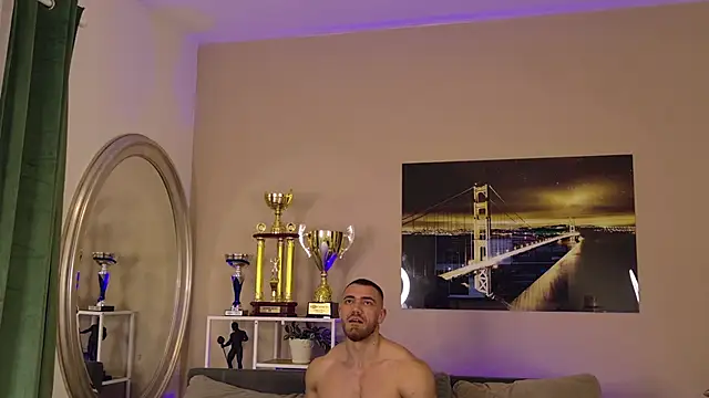 J0nMuscle live sex cam