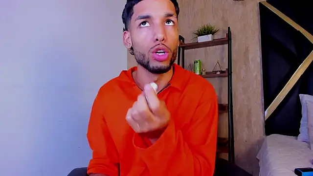 Thiagoferreti live sex cam