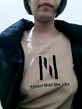 love_sexy090's cam snapshot