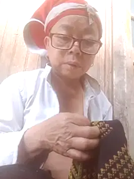 VangLe73 live sex cam