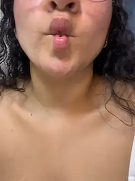 Dany_Moon_'s cam snapshot