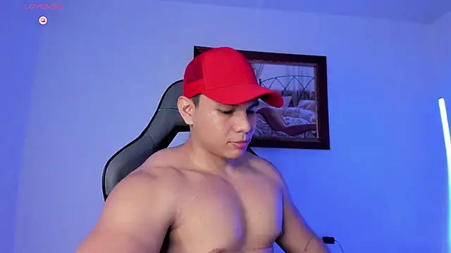 RoyConstance live sex cam