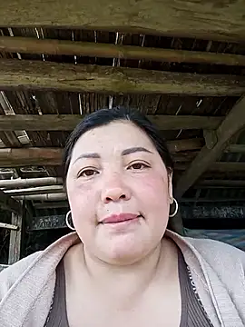 sary-hot2x's cam snapshot