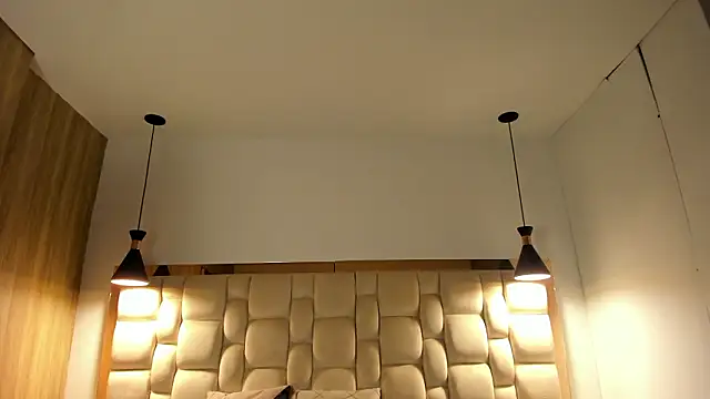 AlecBanne live sex cam