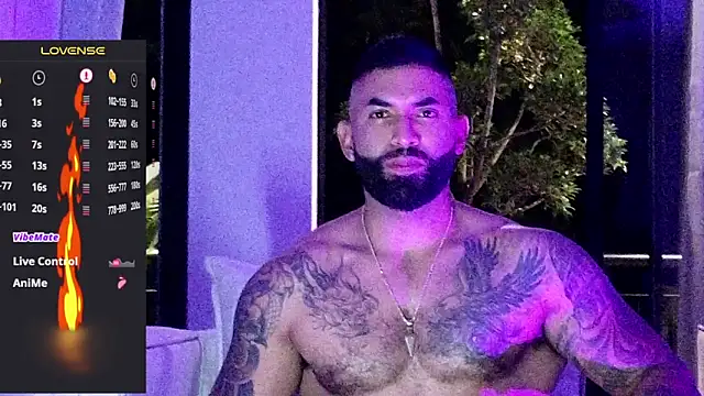 Max-prada live sex cam