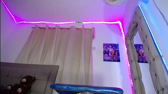 TRANSCATALINA live sex cam