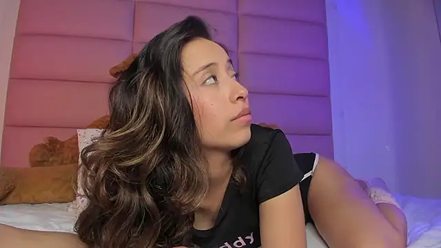 little-Emma live sex cam