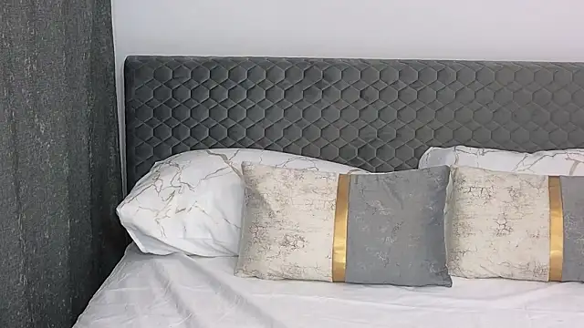 SophieWild's cam snapshot