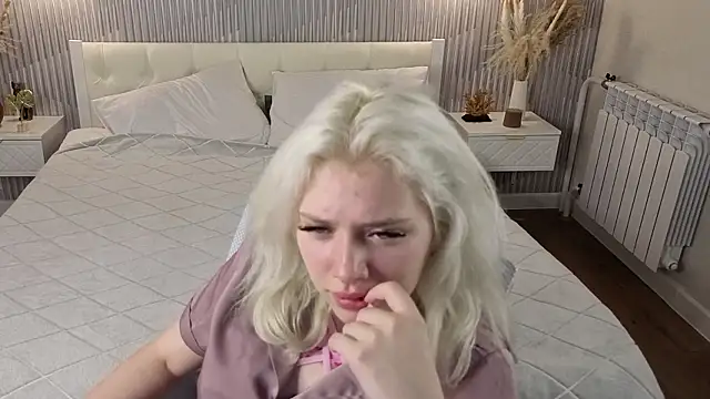 Kate_Krose's cam snapshot