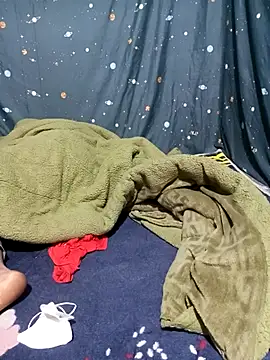 Phoena-a live sex cam