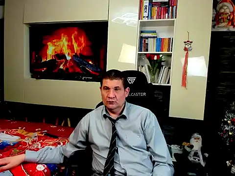 SpartacusDaddy48 live sex cam