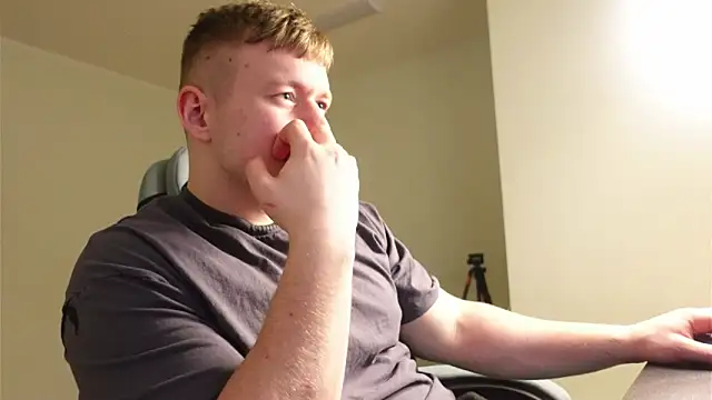 Richard_Dullas live sex cam