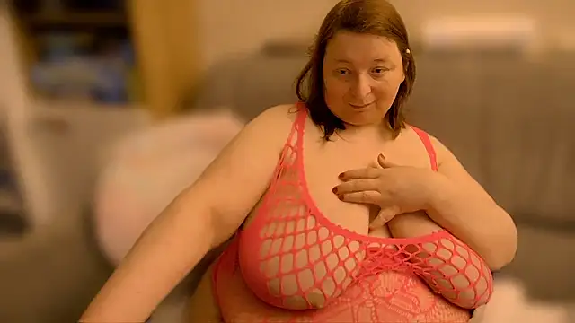 NextDoorCurvy's cam snapshot