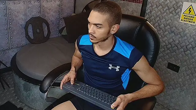 MarcusRain_ live sex cam