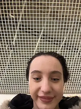 MiaTee's cam snapshot