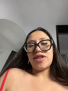 LyaRose live sex cam