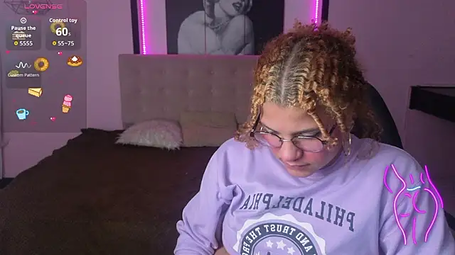 Kendall_fox_x's cam snapshot